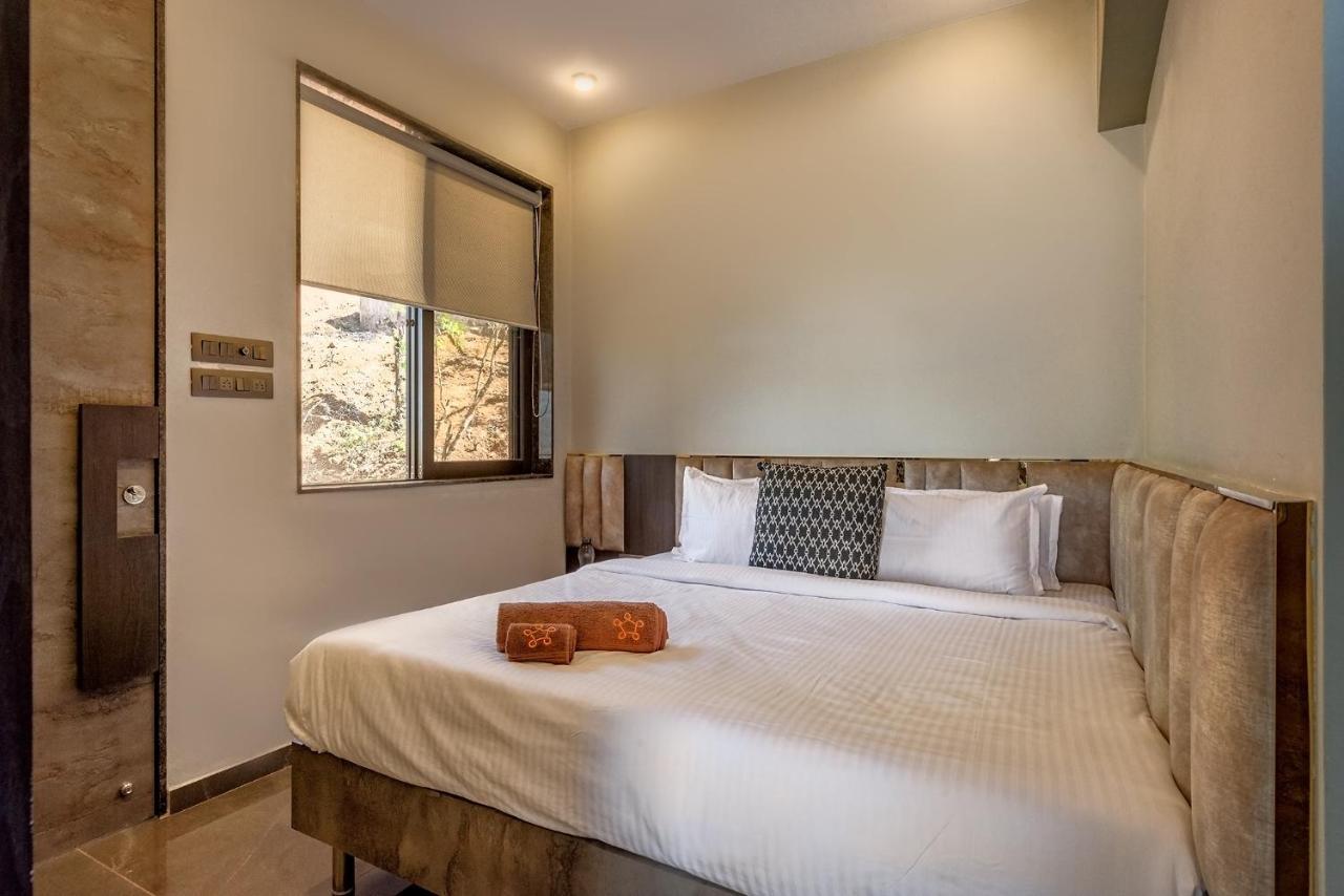 Saffronstays Heavone Trio, Lonavala Esterno foto